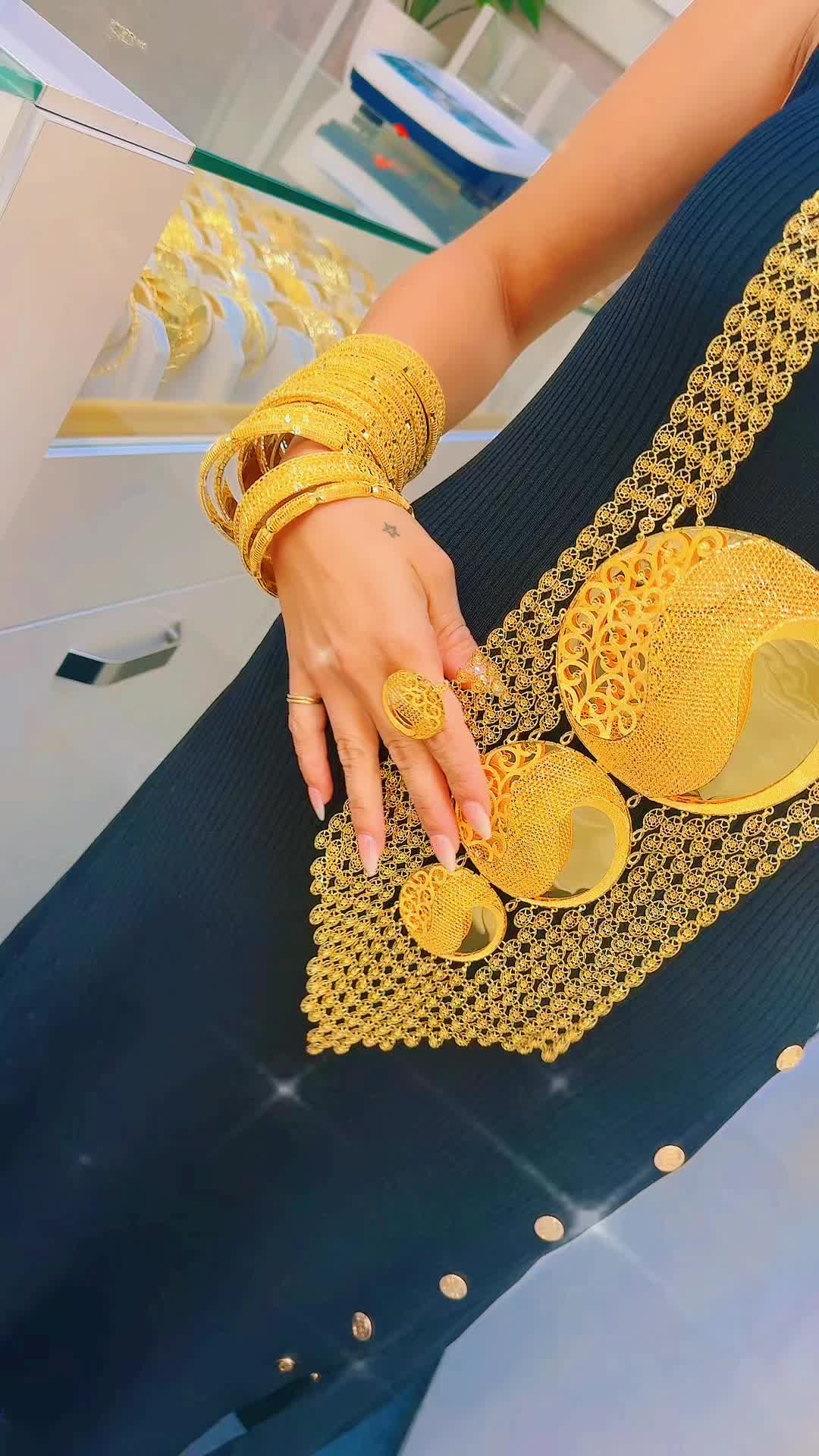 @Dubaijuwelier