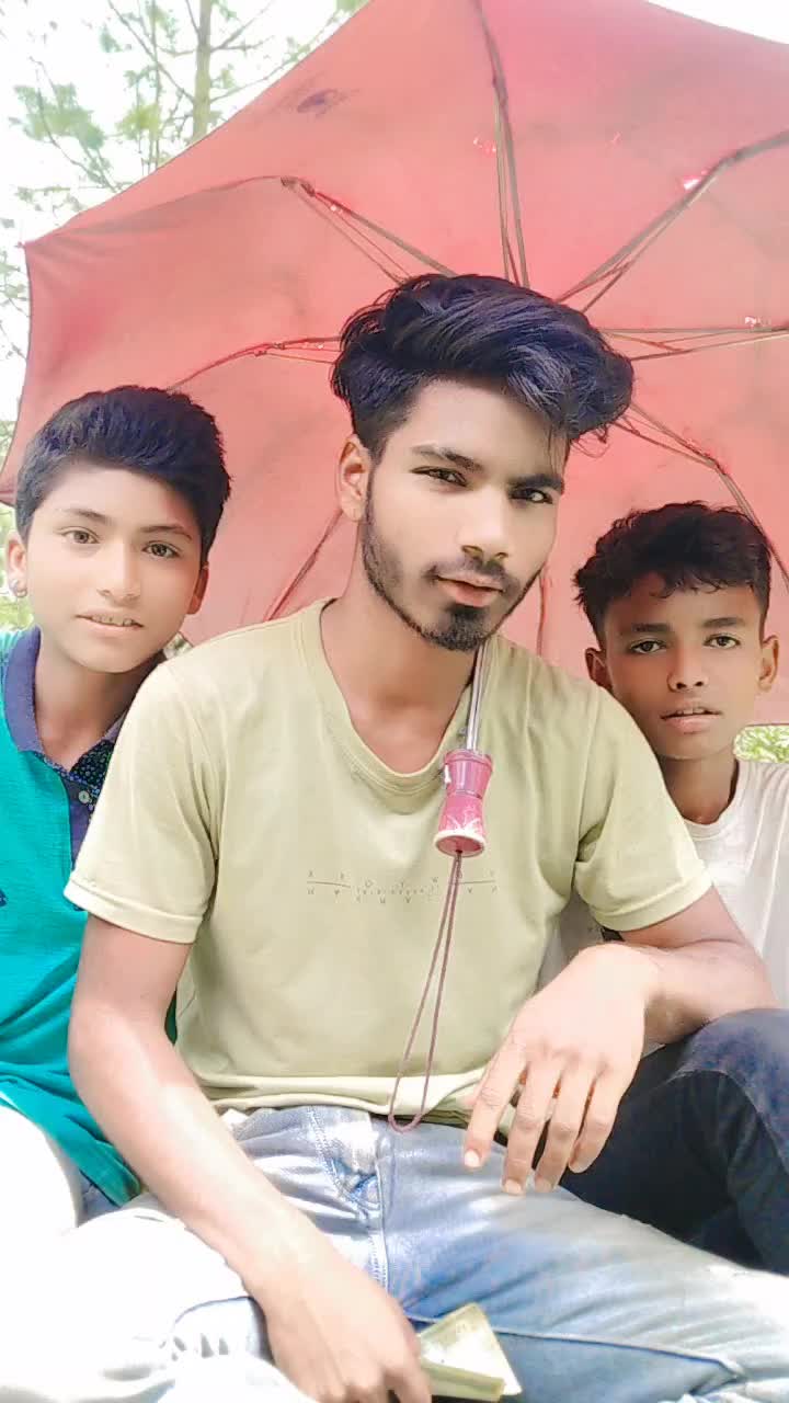 @Dēēpū 🤞🤘