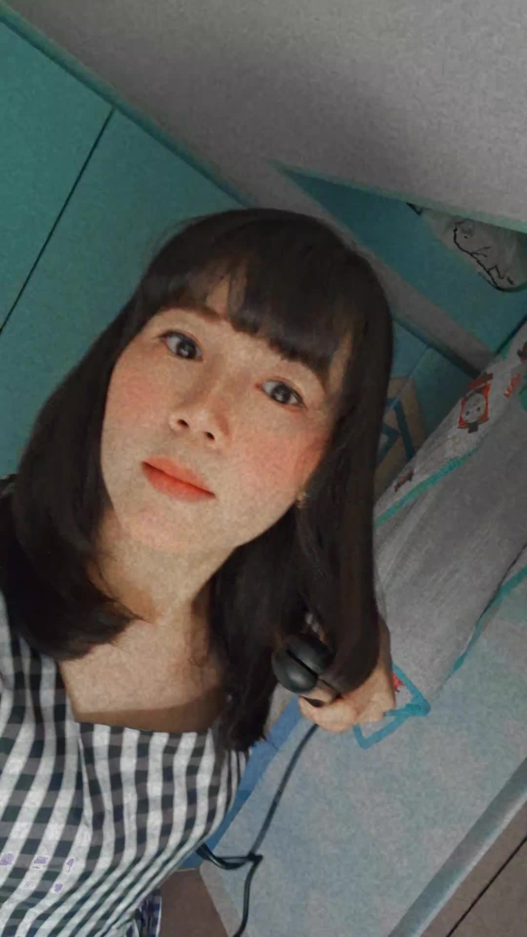 @♥️🌹Tia cute🌹🥰