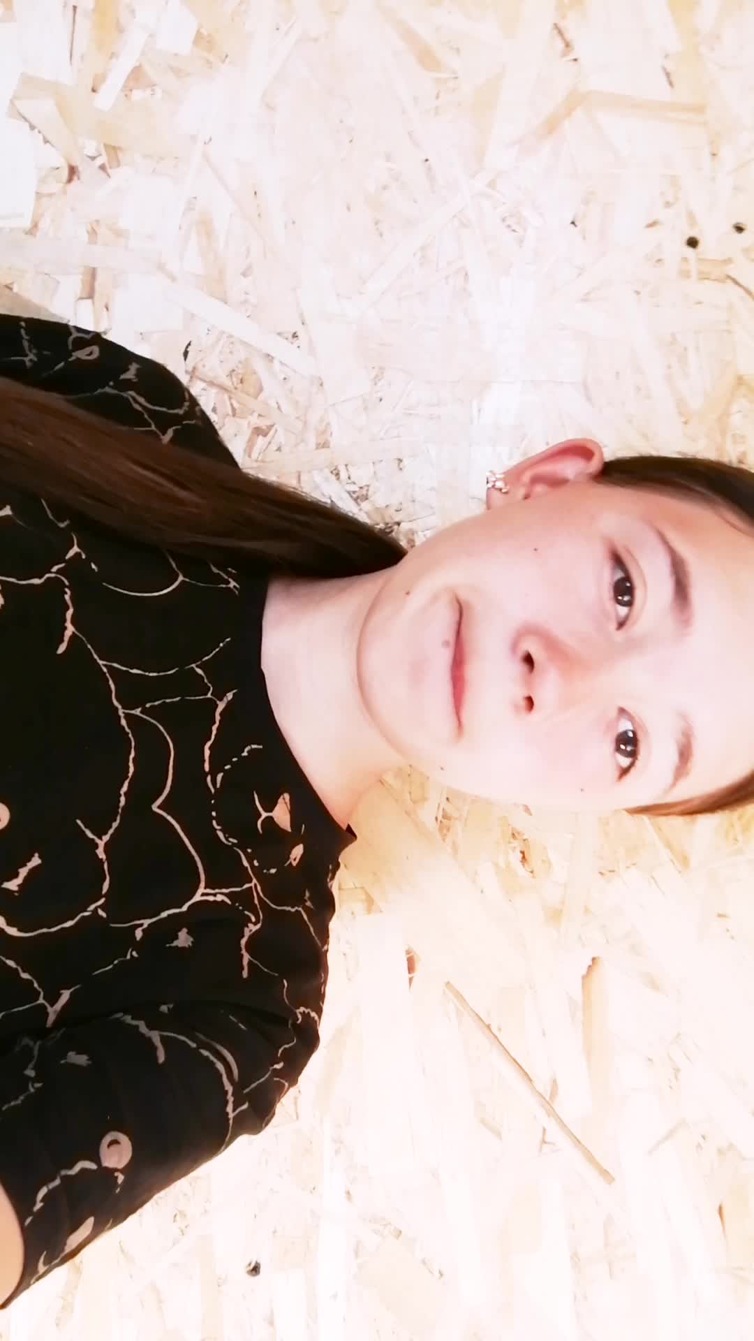 @Юленька 😎🖤