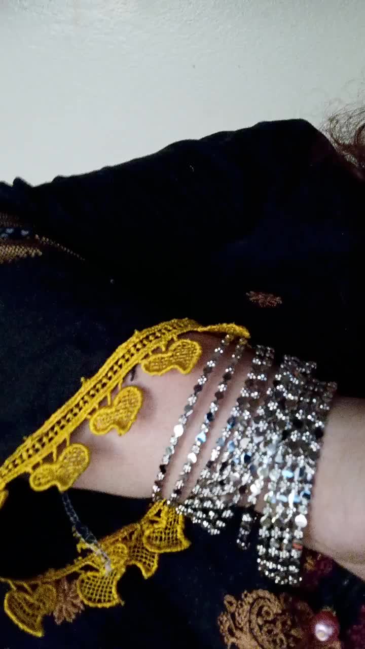 @shahnazBollywood1