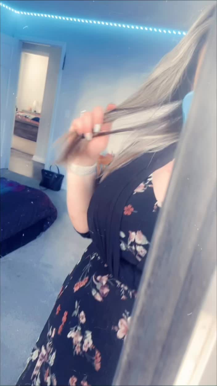 @Queenbeexo