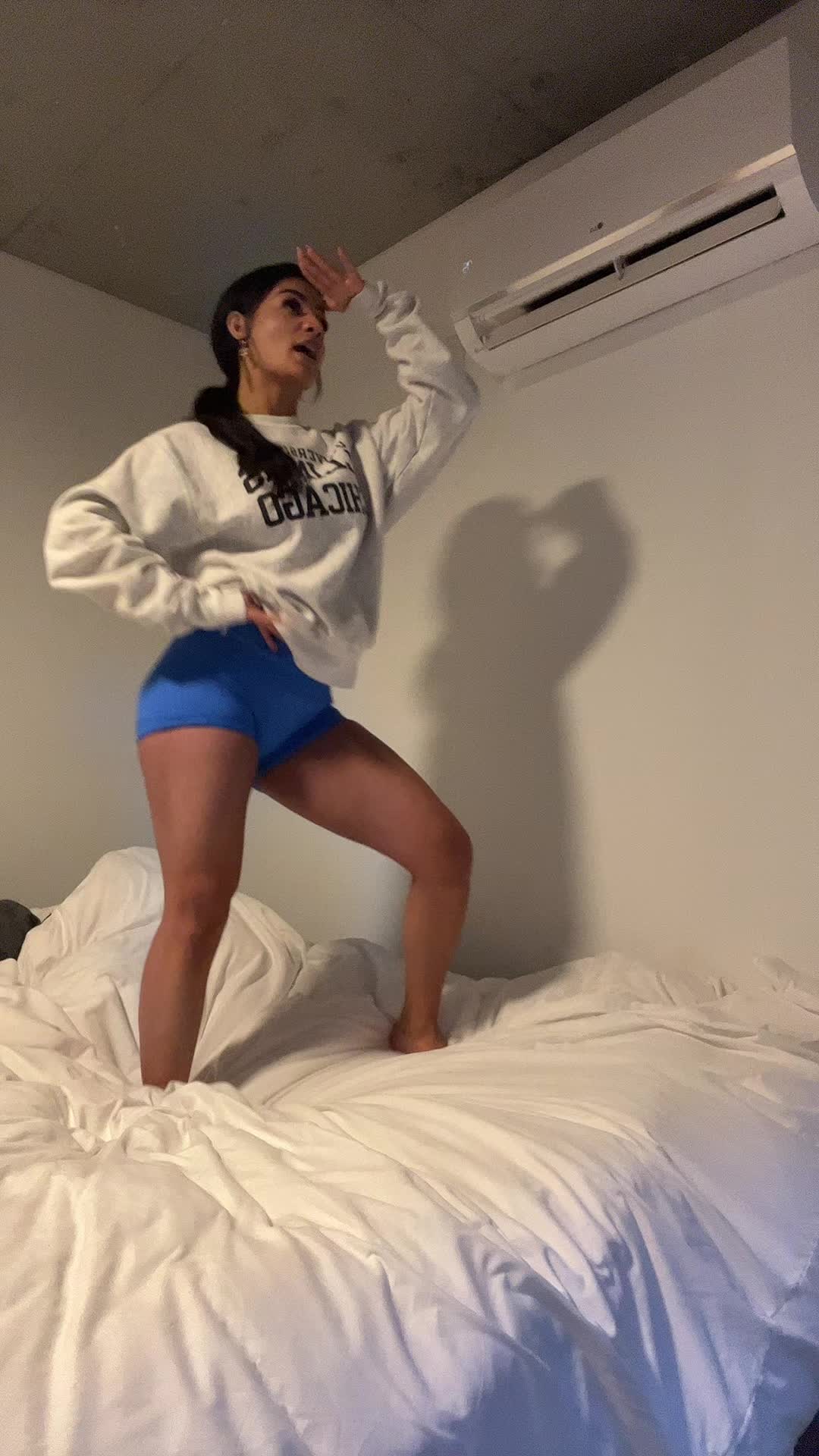 @Elena Elizabeth