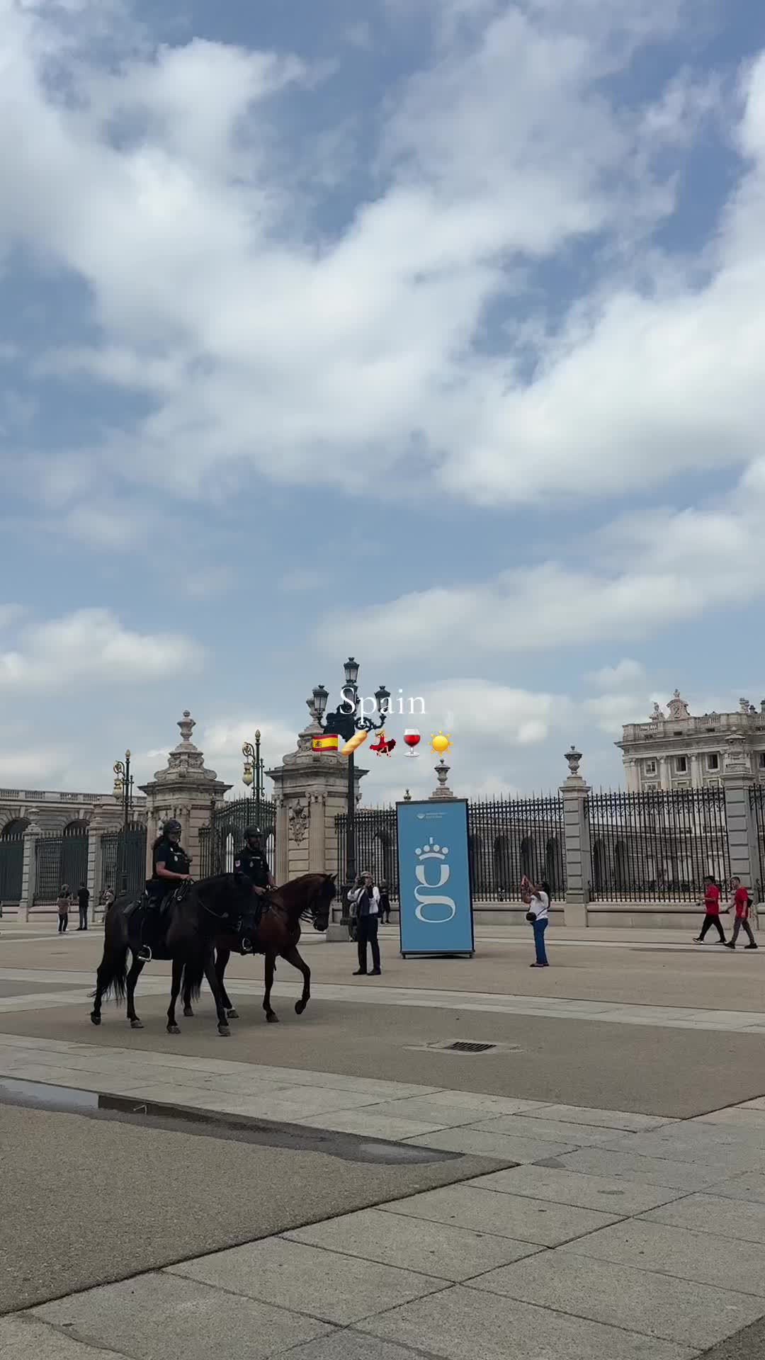 @giulianaxlondono