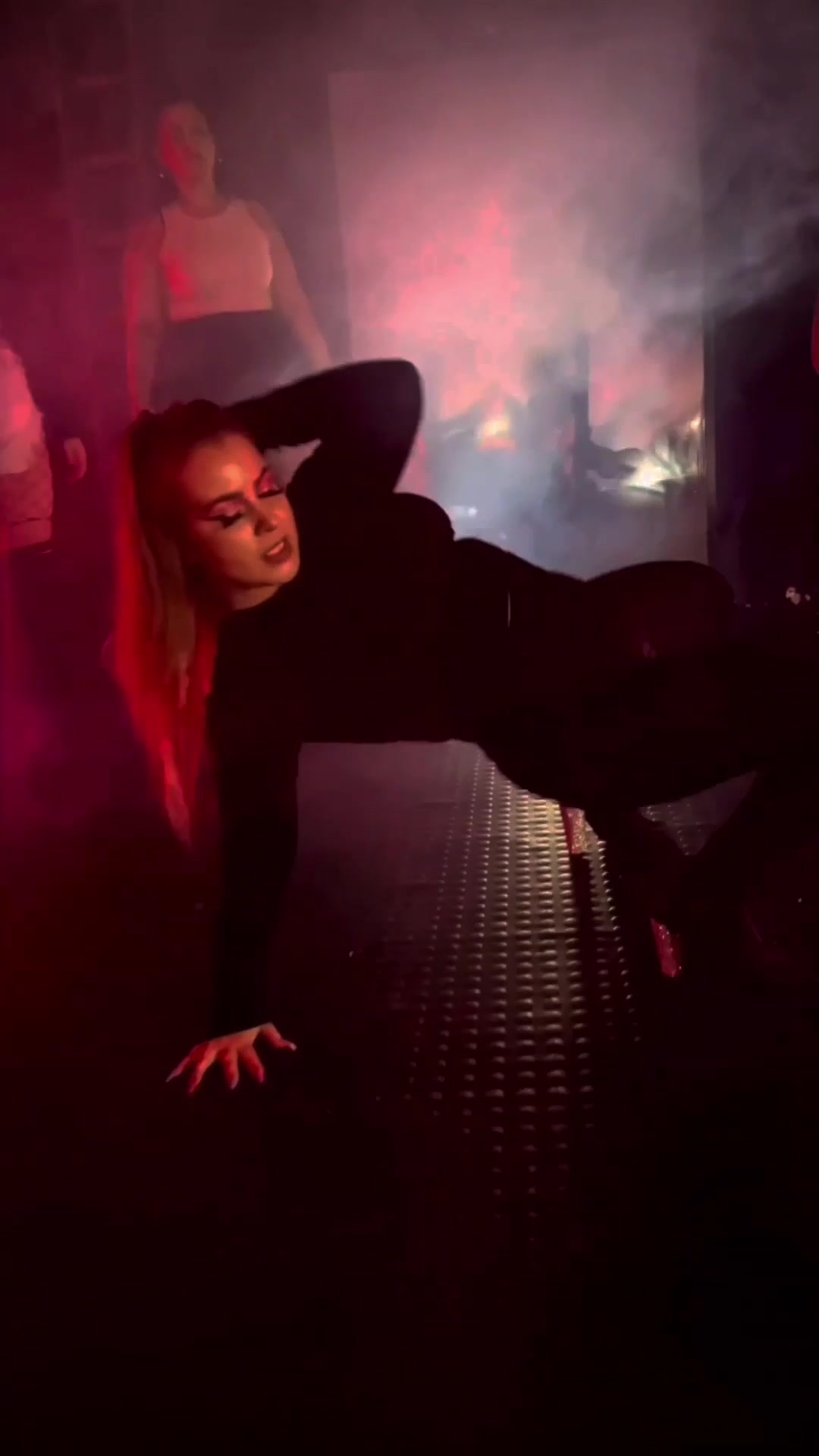 @Sascha Jade