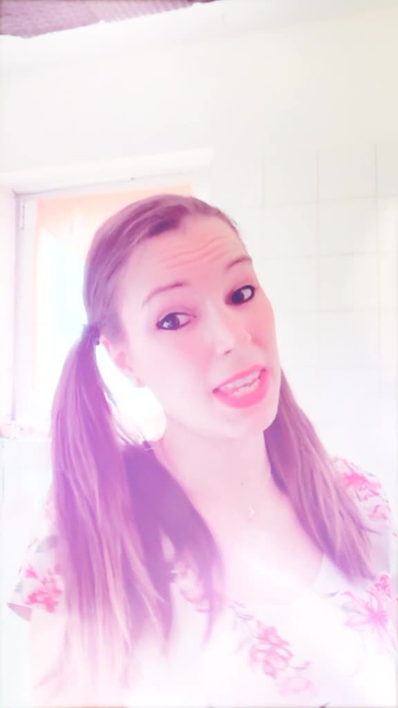 @Schmandy Julia