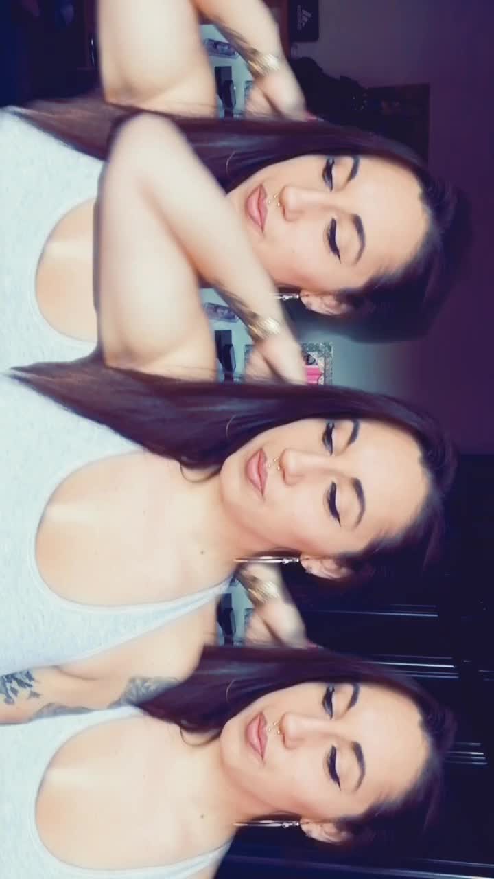 @Angelina