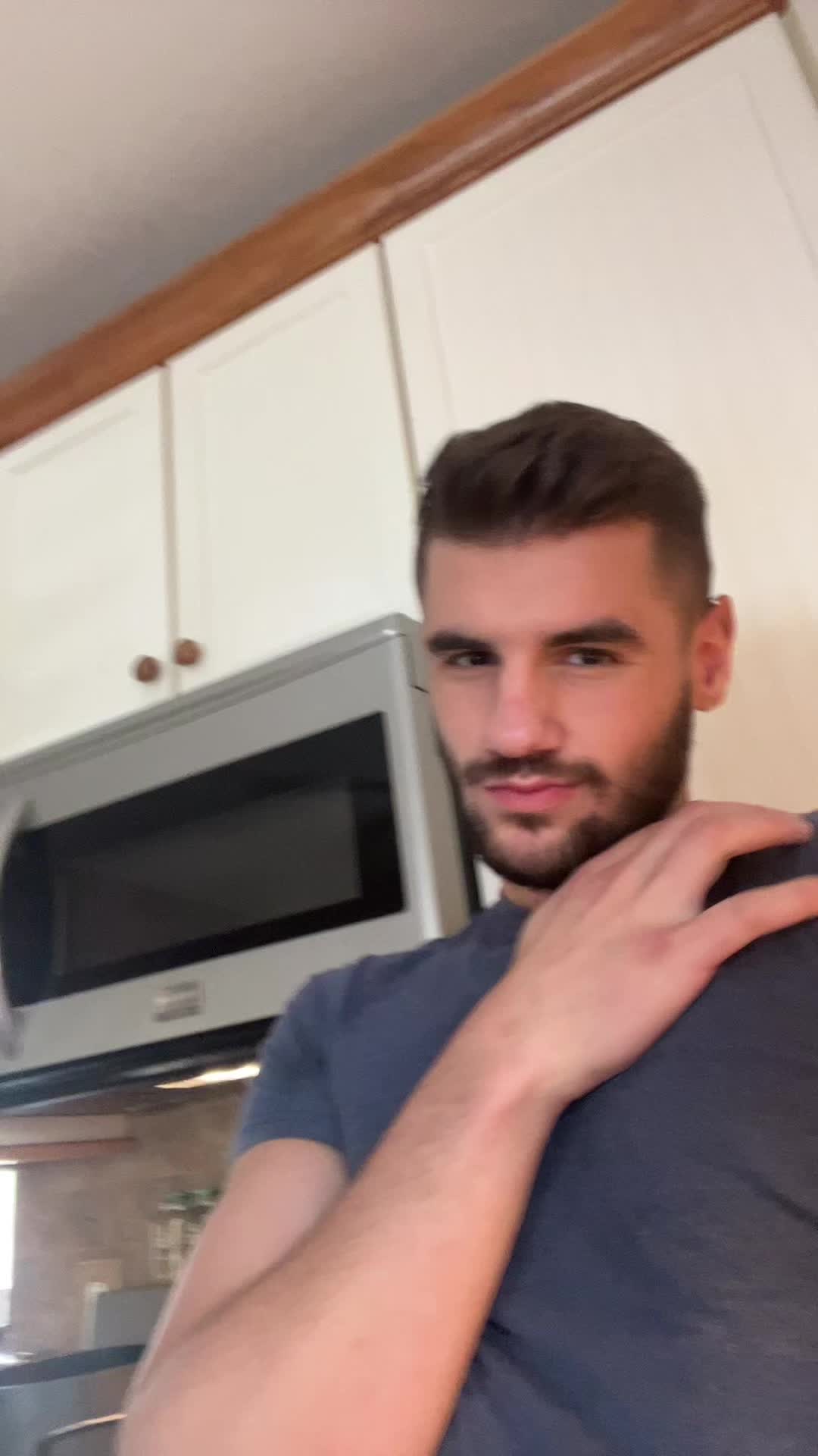 @Hihihi