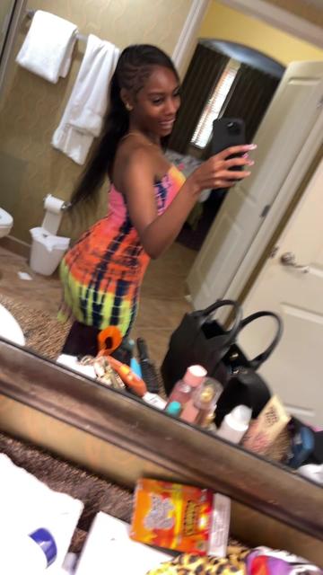 @darkskinhottieeeeeeeeeee