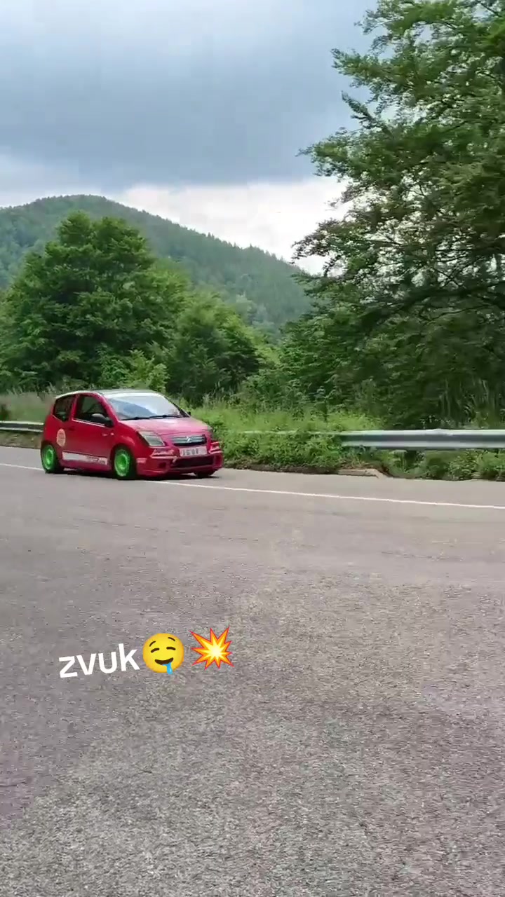 @Car spotting📸