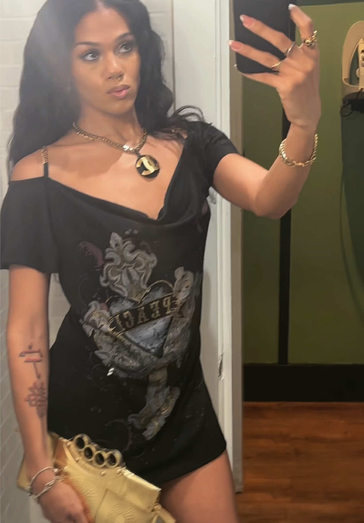 @(🎀>💋<)