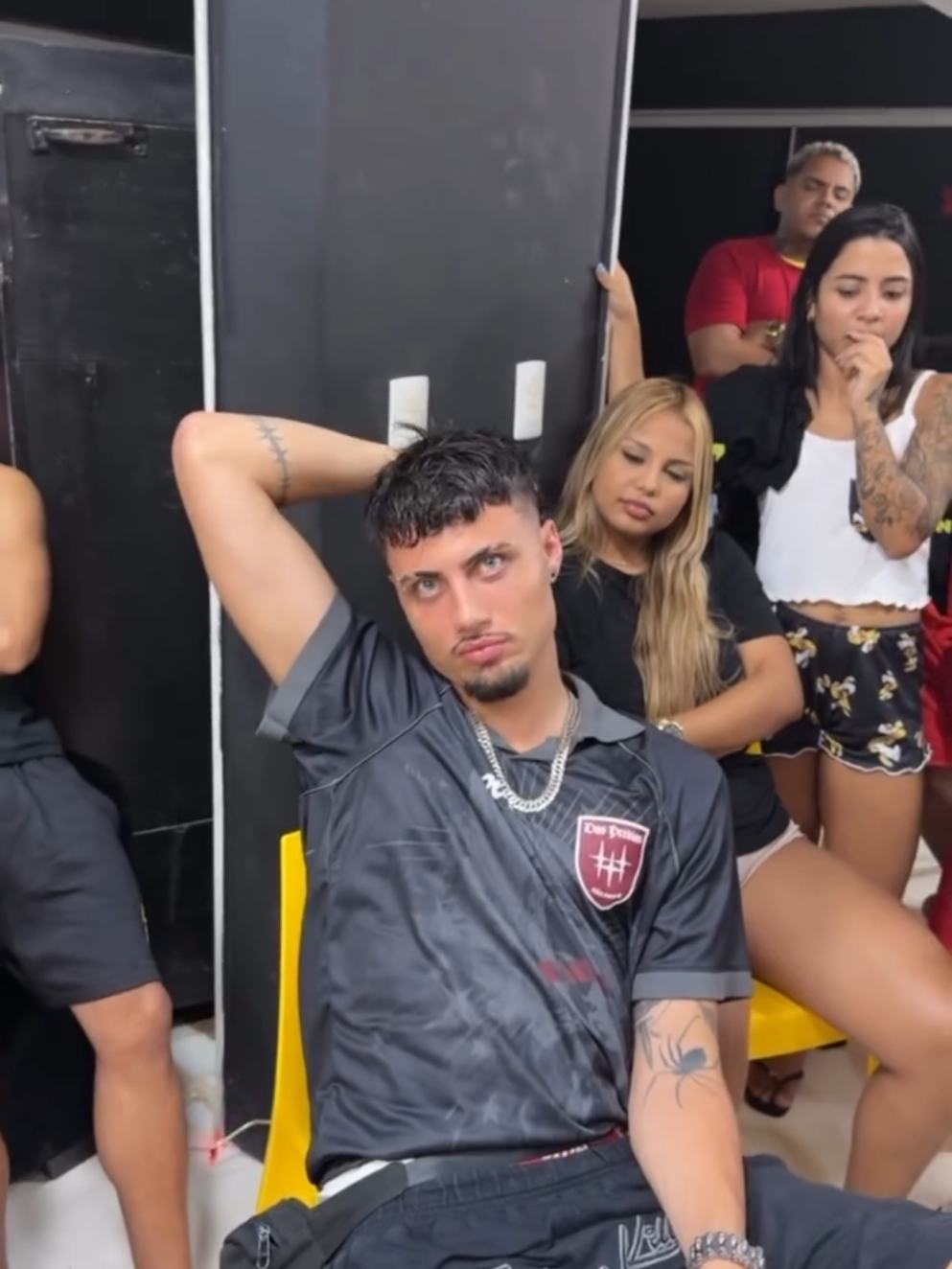 @N1 influencer
