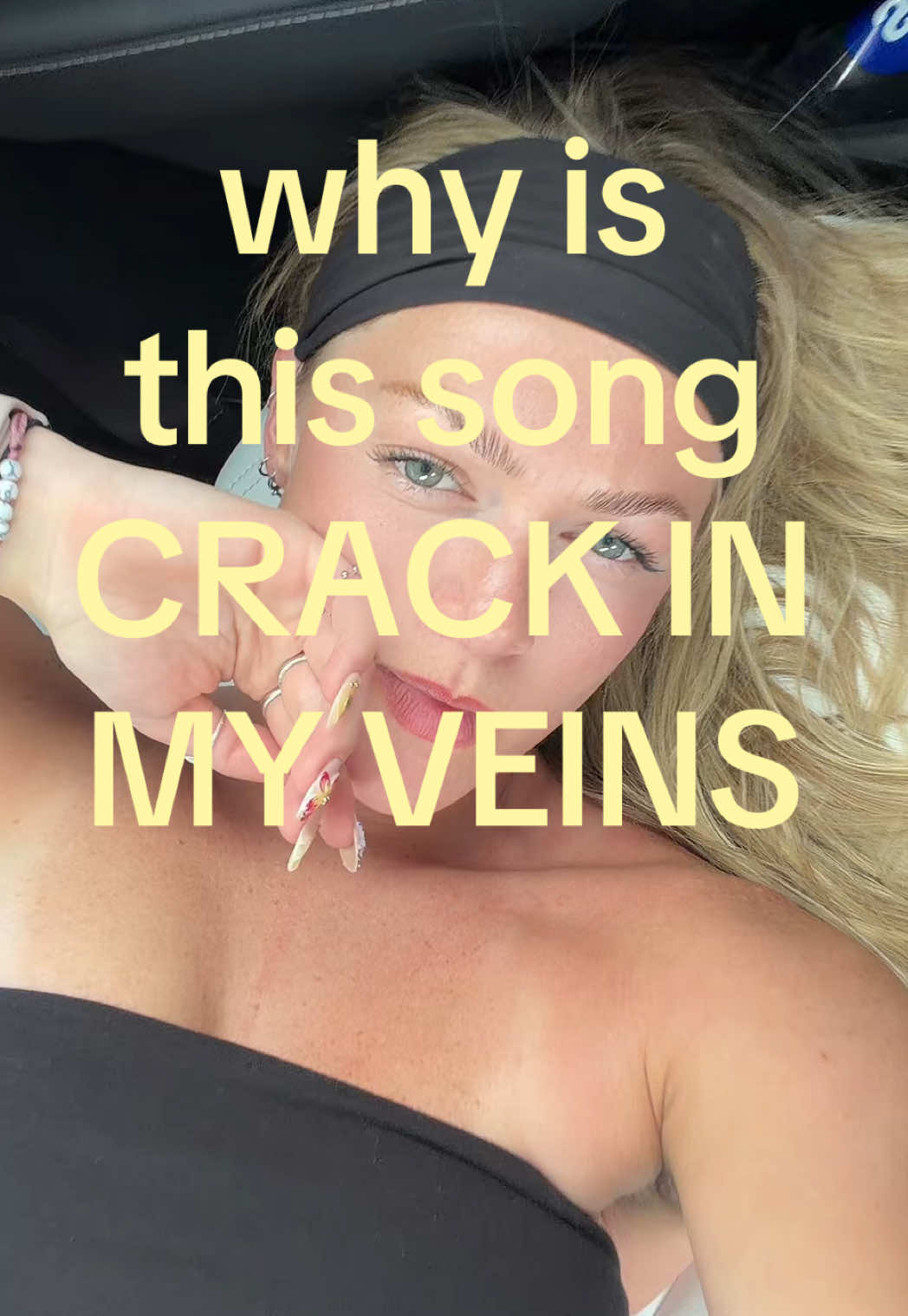 @LIVIA DEAN