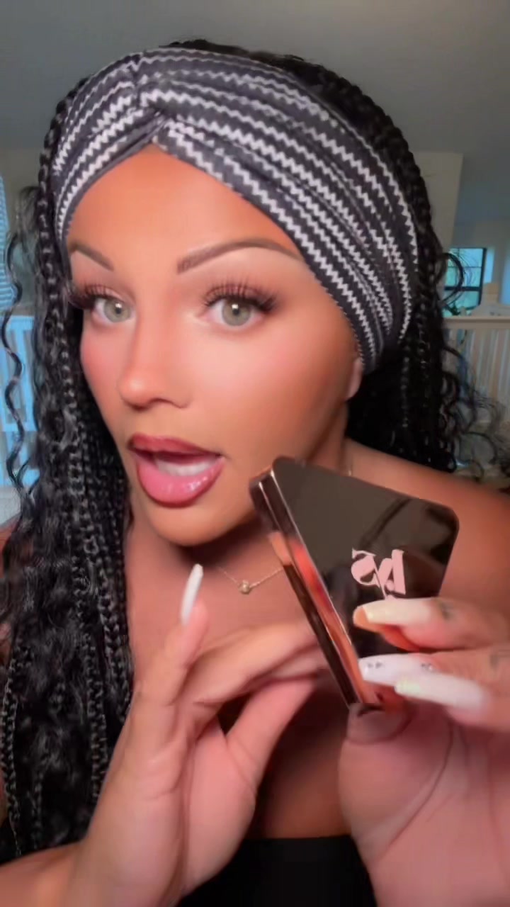 @Tahlia Mua