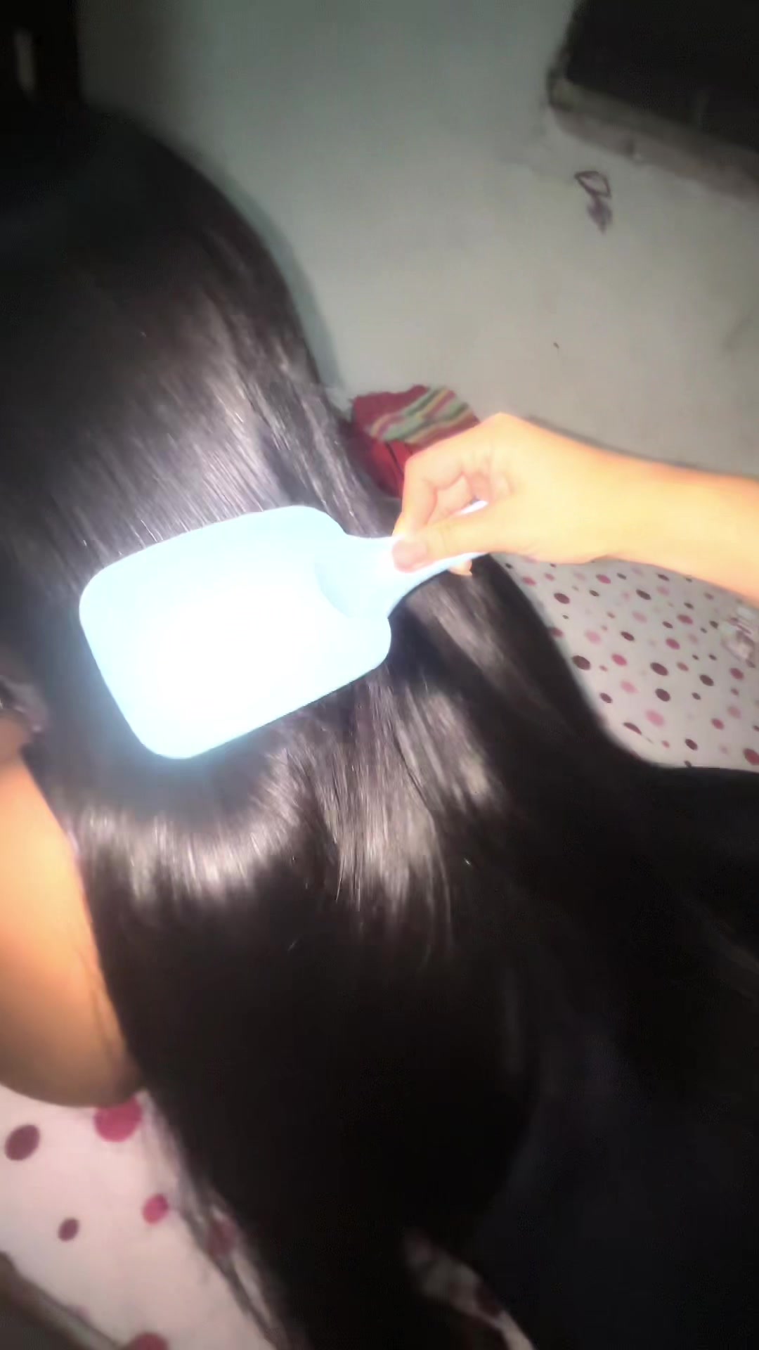@Claracolly_