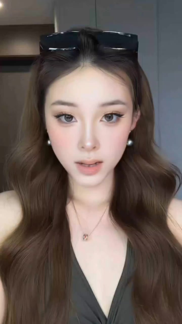 @𝗔𝗻𝗴𝗲𝗹𝗮 𝗖𝗮𝗻𝗱𝗶𝗰𝗲