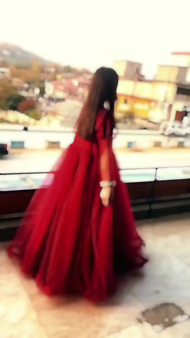 @𝒁𝒂𝒓𝒂 𝑵𝒐𝒐𝒓 🖤