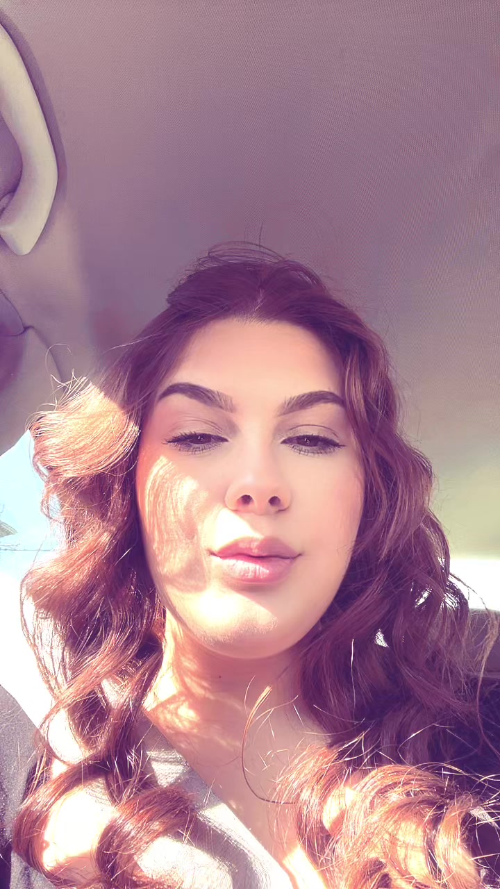 @Tzzomii
