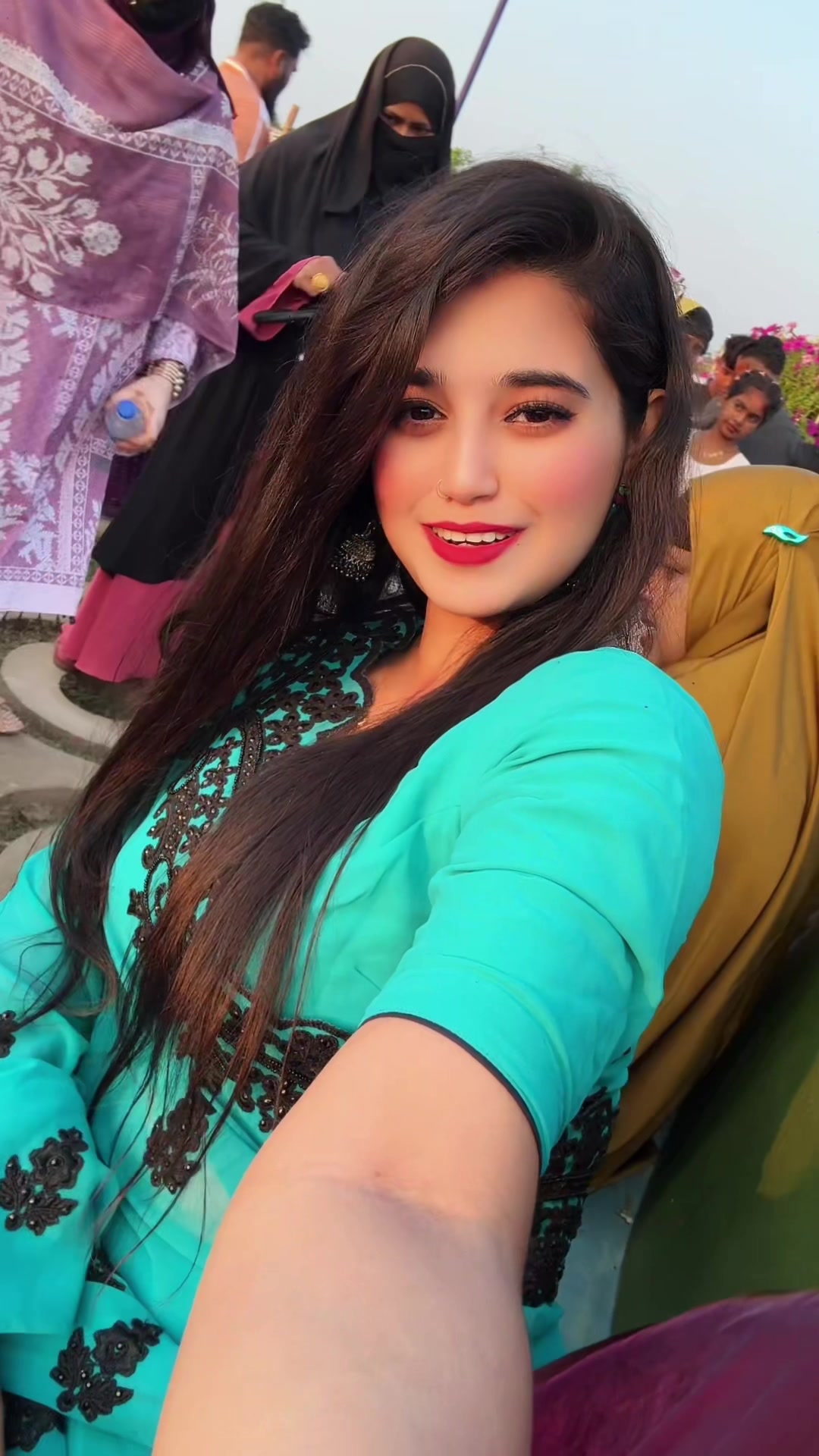 @🧚&zwj;♀️বেলা🧚&zwj;♂️