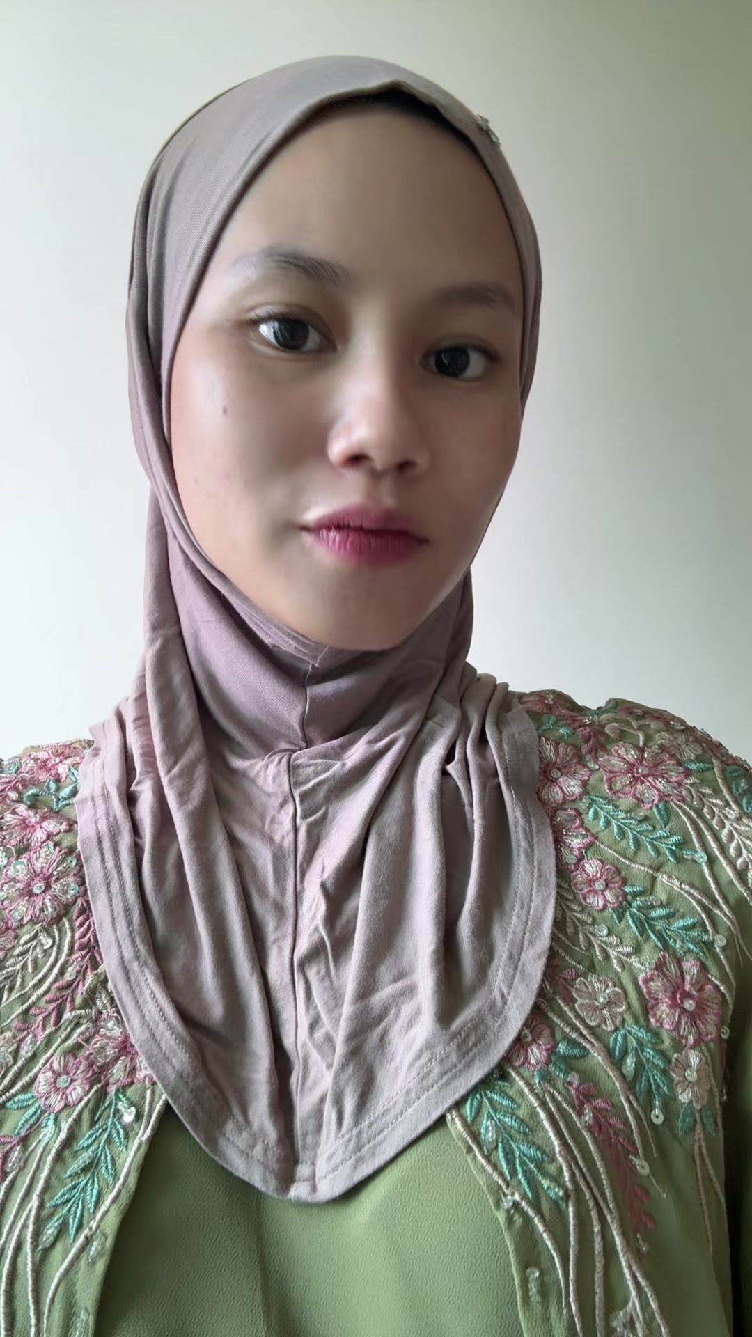 @Aishahfarina 🍉