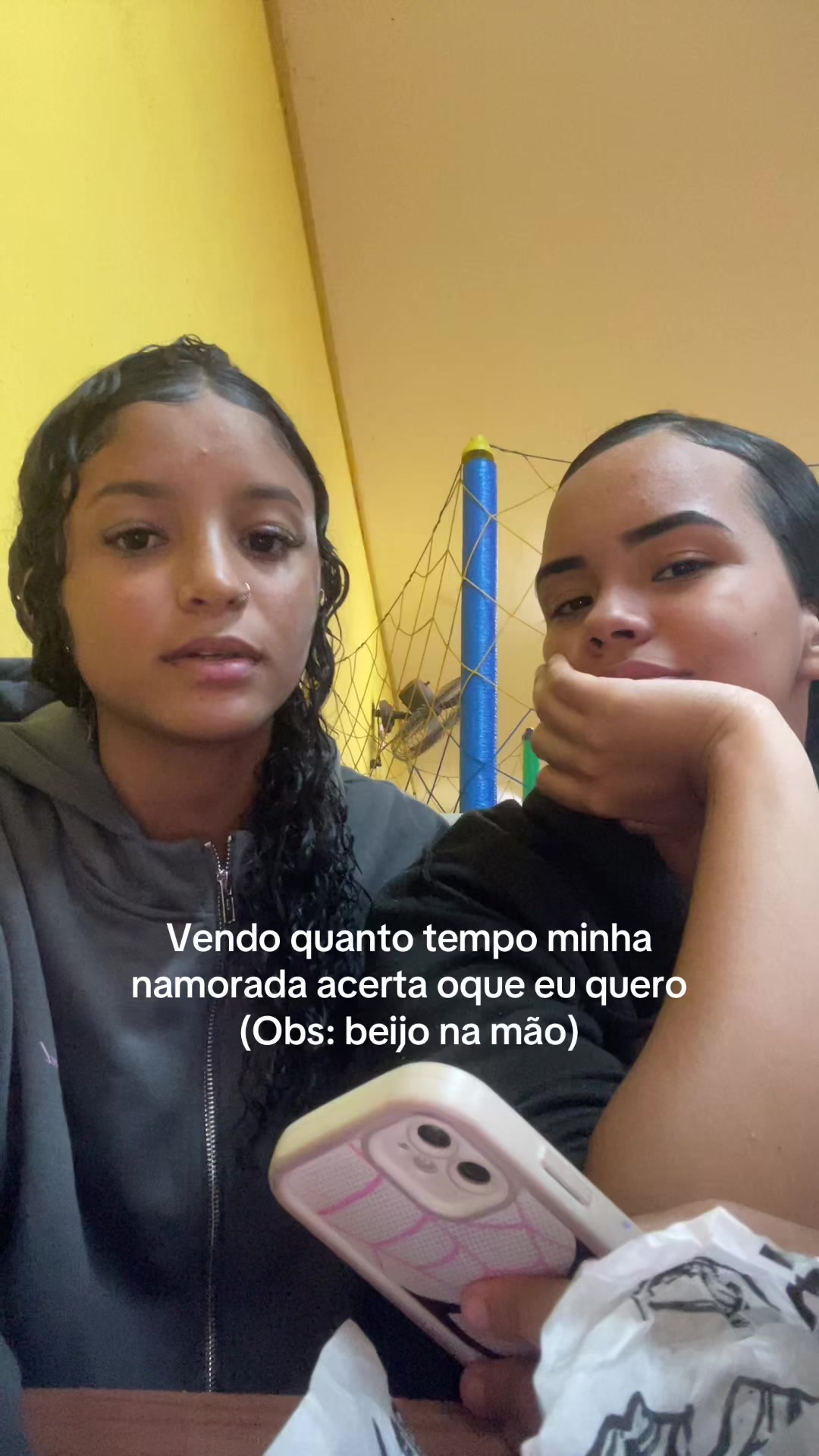 @Lívinha🌞