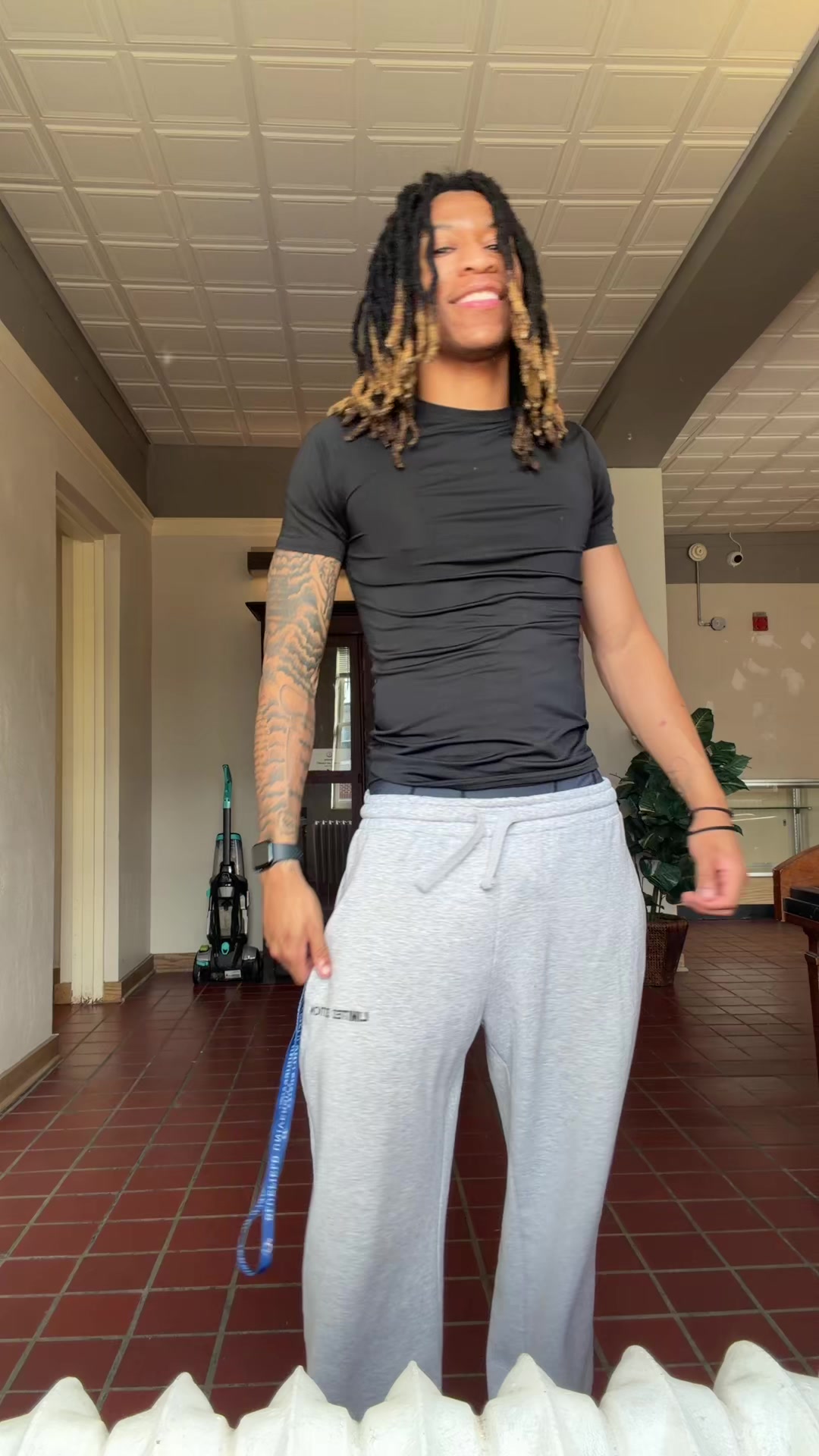 @privlifeofzay