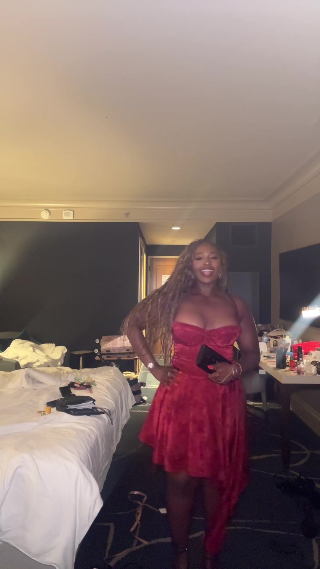@Ewaistheone