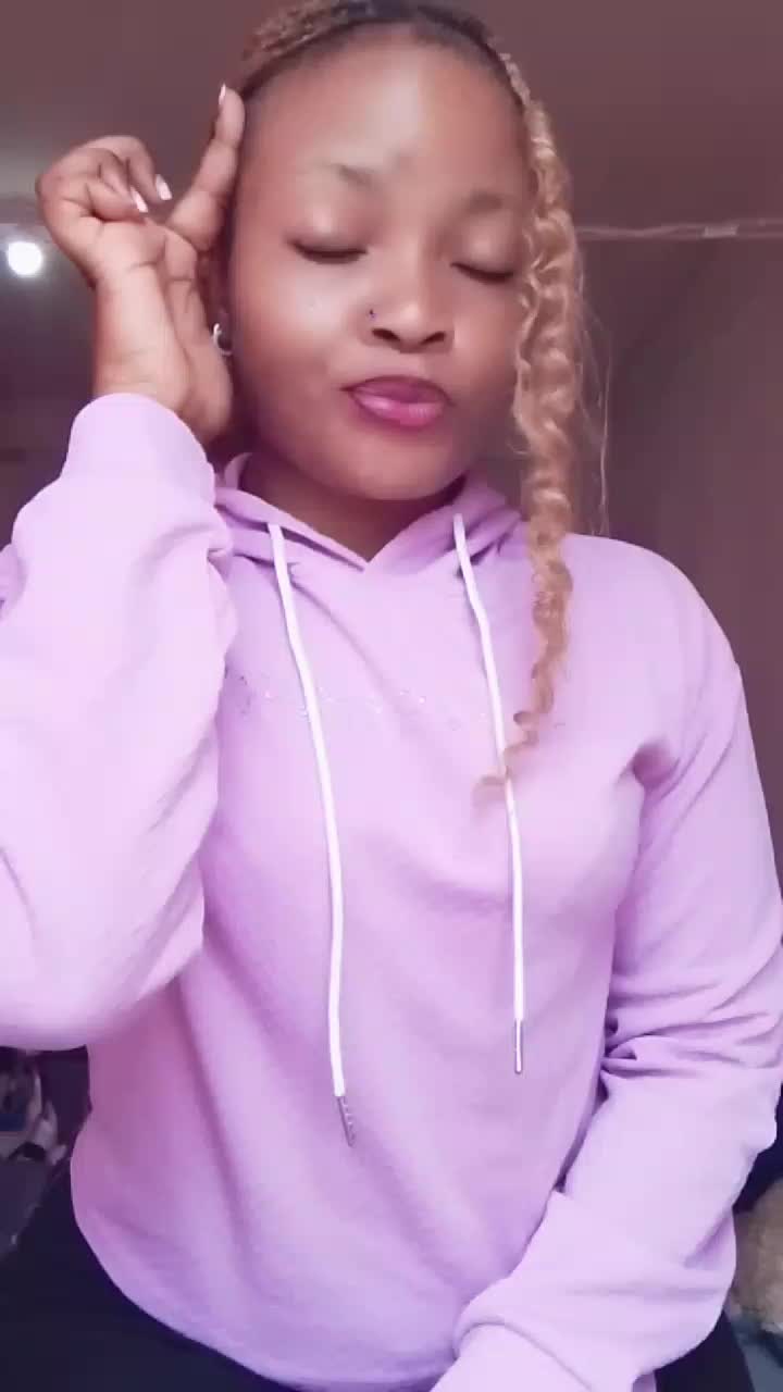 @🦋It's Malkia🦋☂️