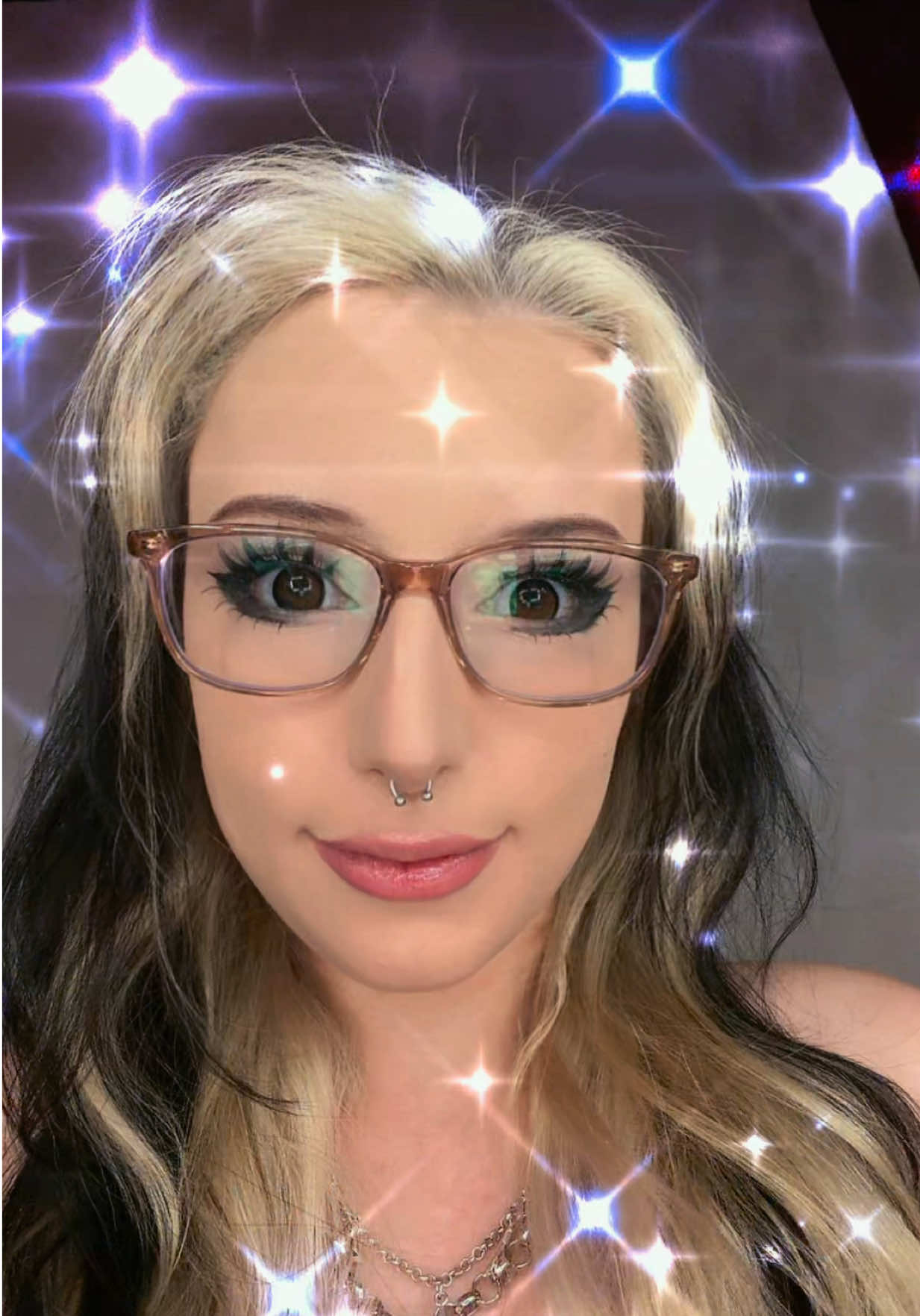 @charleighlux