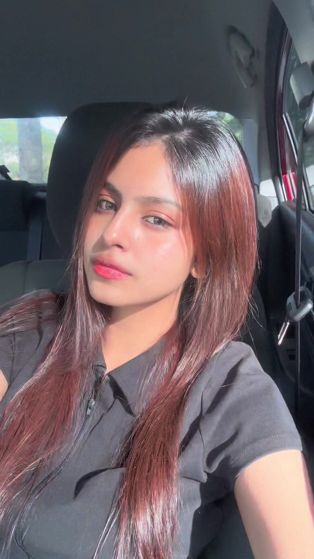 @Madhur🦋