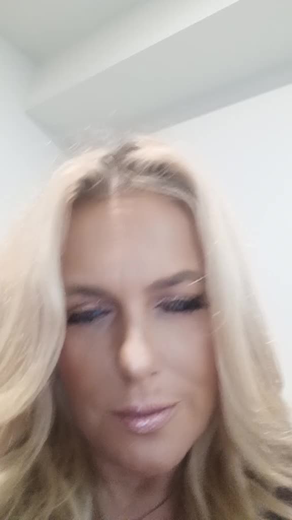 @moniquehervey