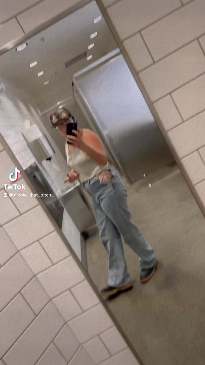 @₦ł₭₭ł 👑👑👑