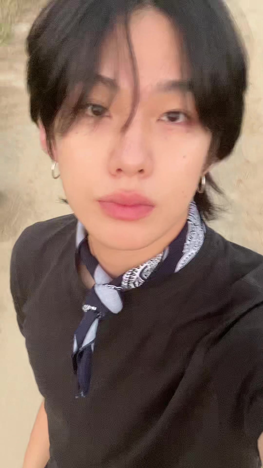 @이건우