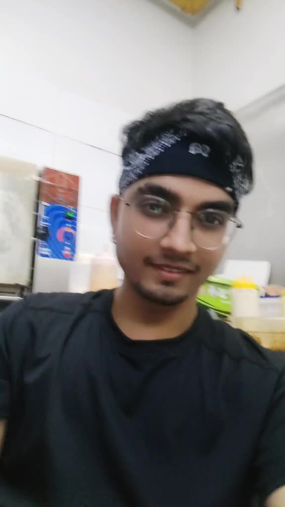 @Burger boy ๐๐ง๐ณ