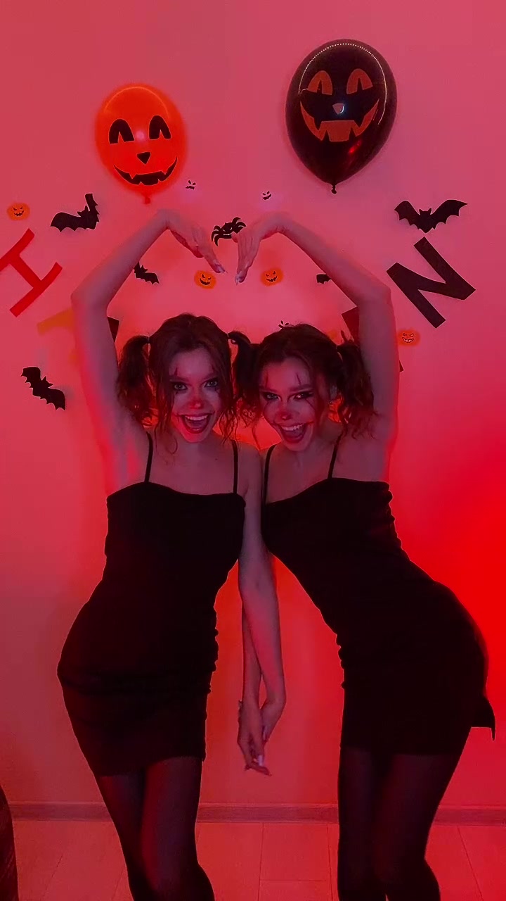 @Olimi_twins
