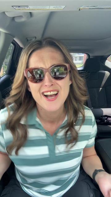 @justbeinglindsay