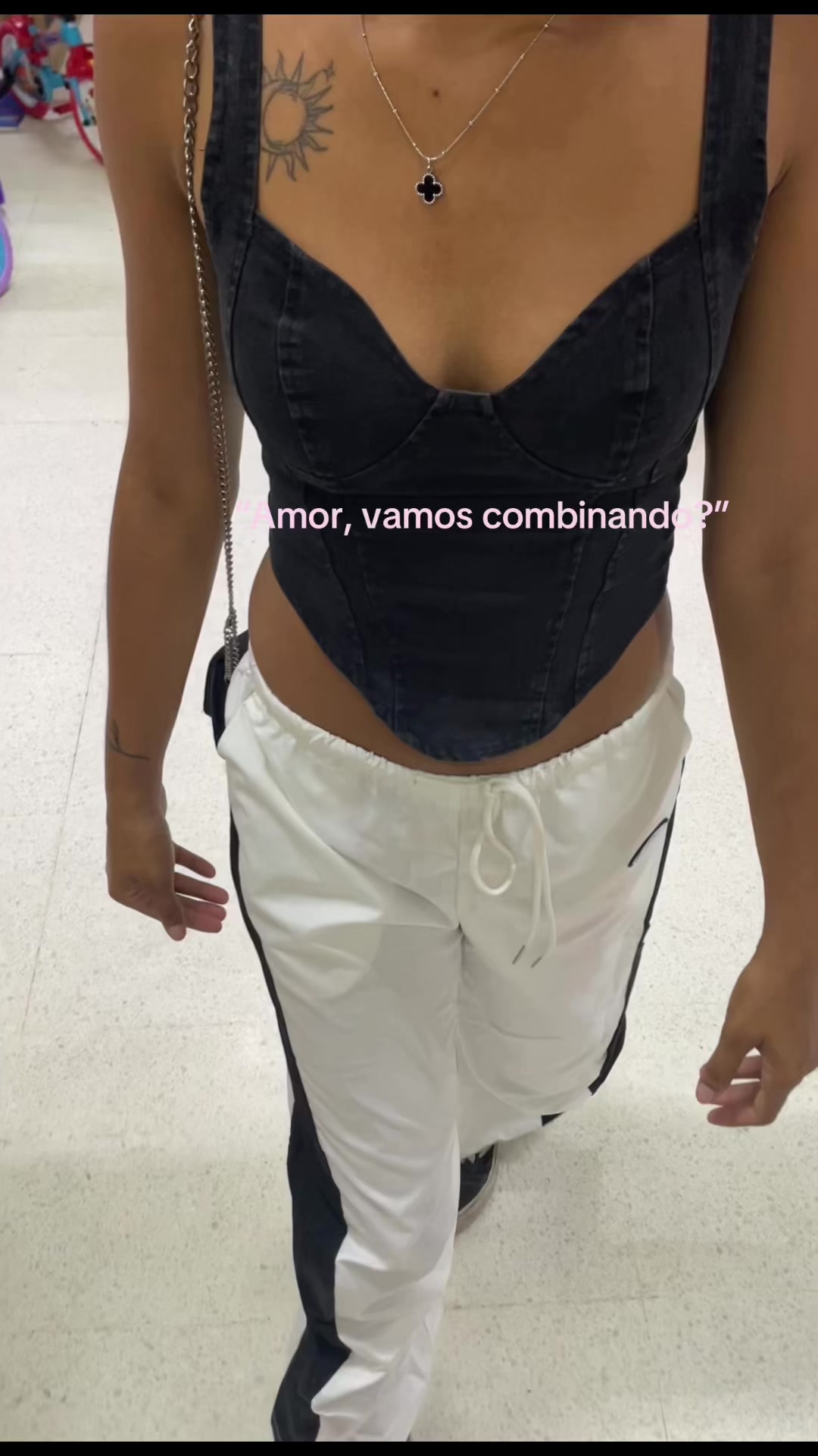 @Lívinha🌞