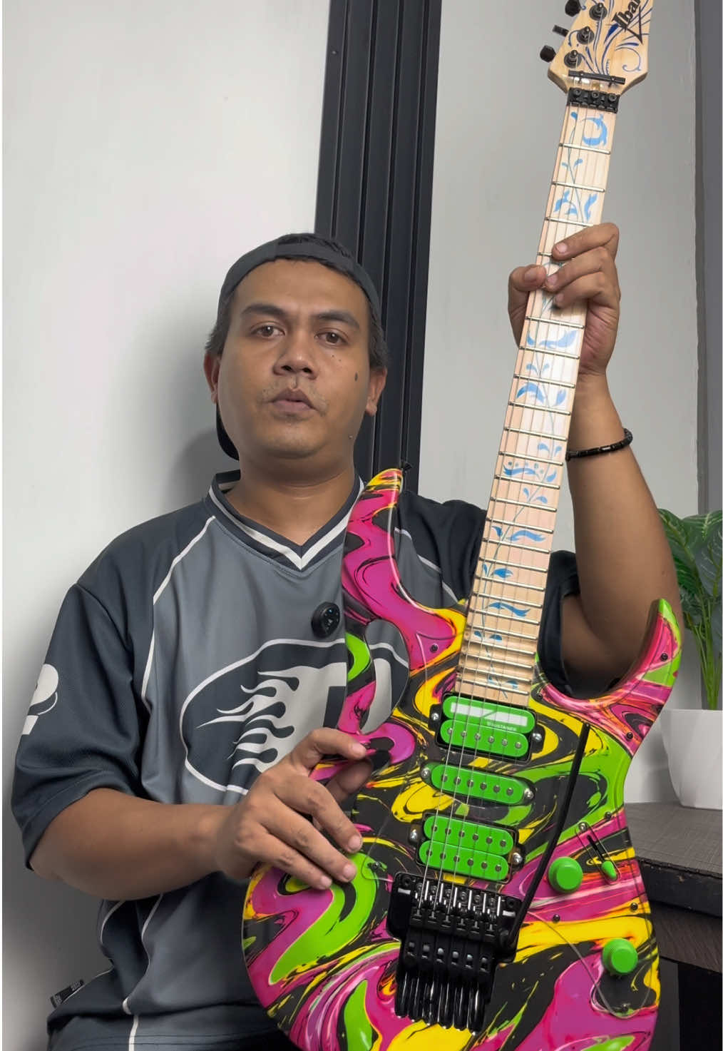 @AUP VEYZ SUSTAINER