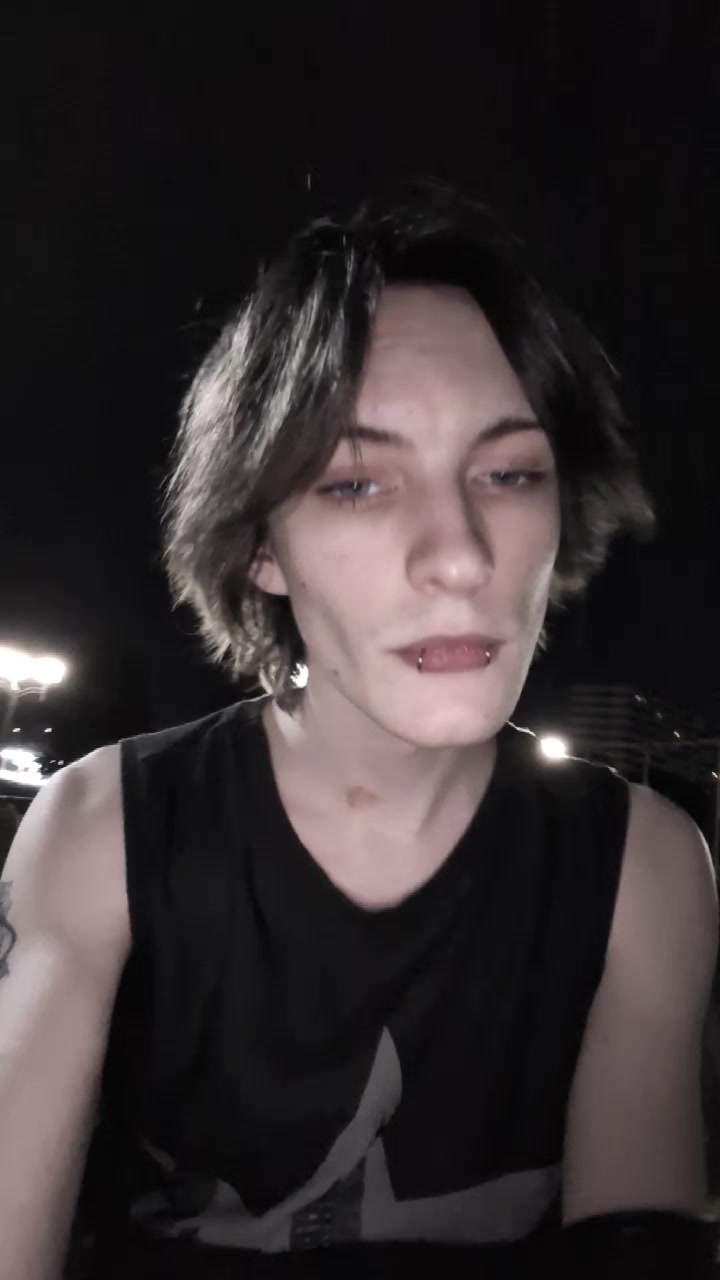 @𝐦𝐨𝐫𝐨𝐧