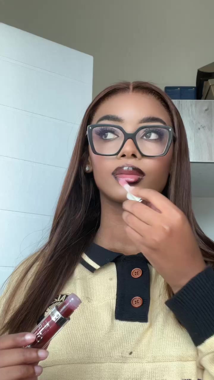 @Lala