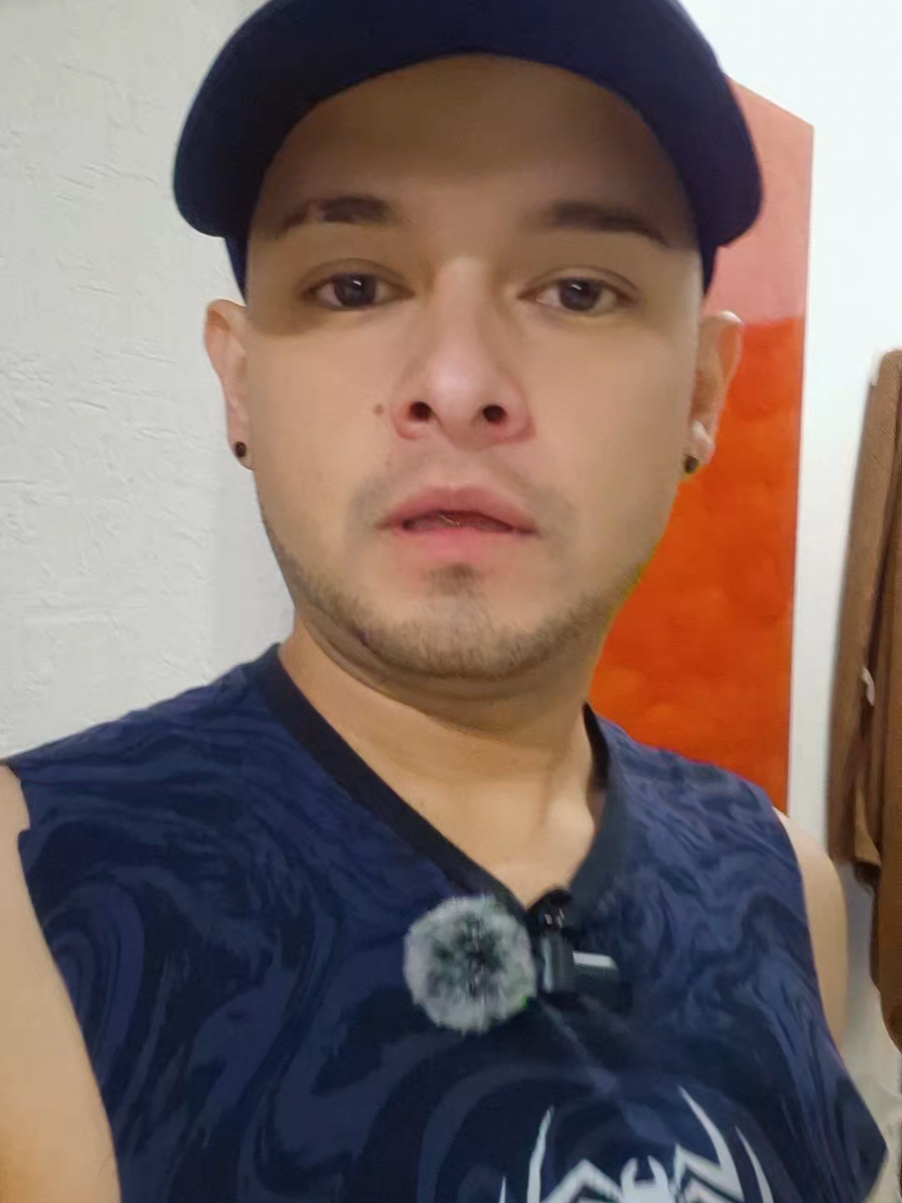 @aleexmarrufo