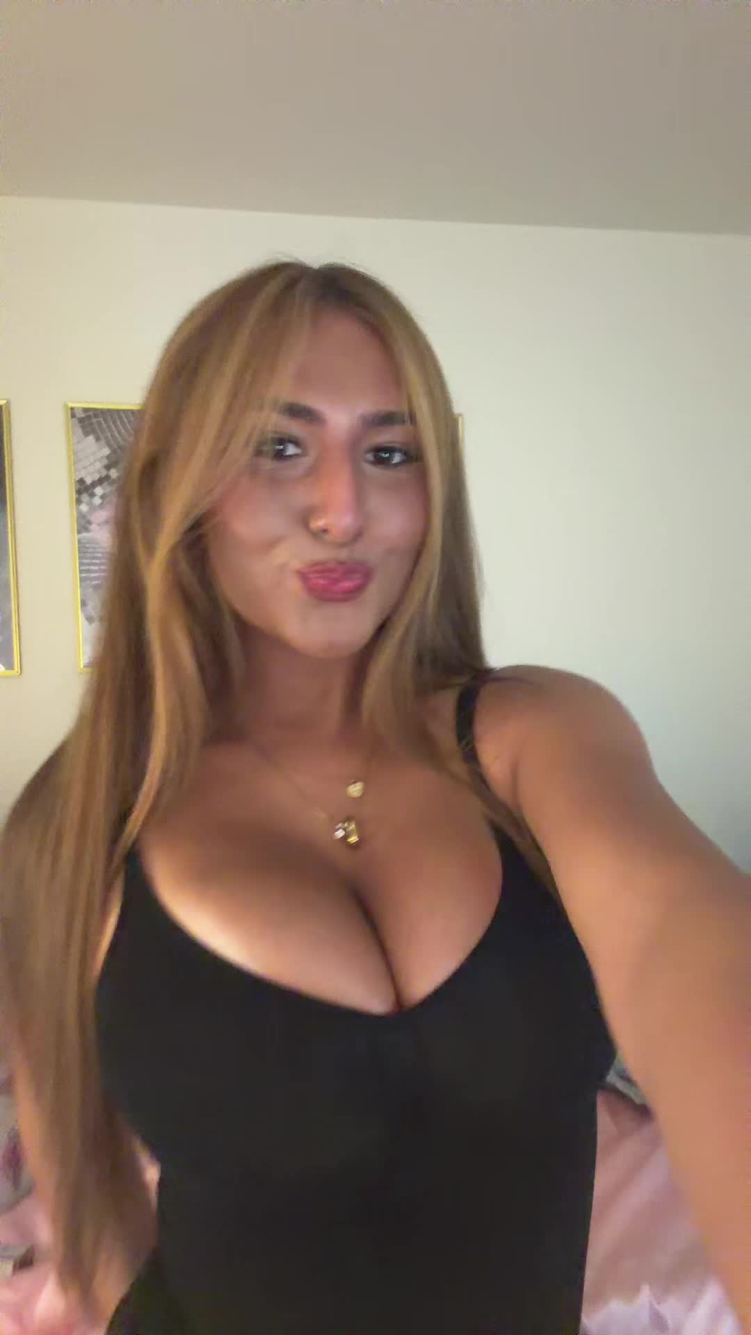 @emilychiarenza