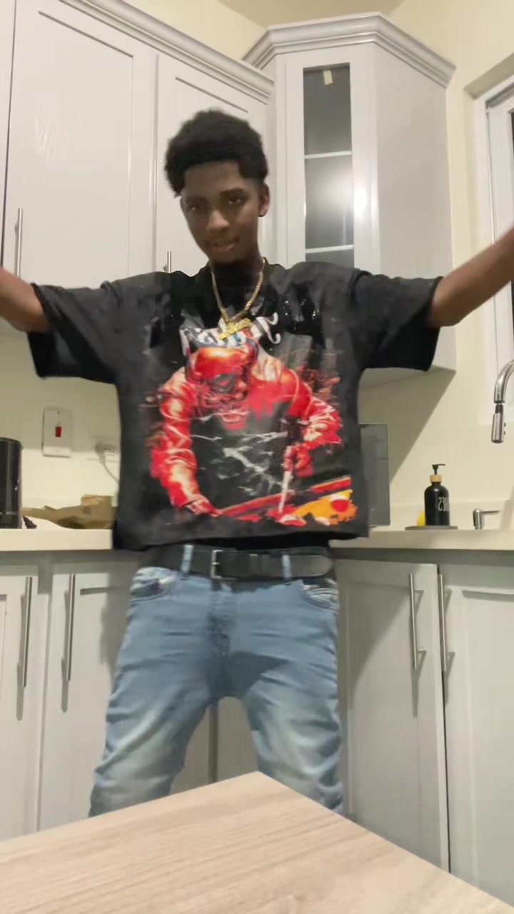 @Tieno