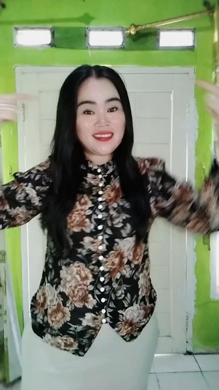 @Neni Racun fashion