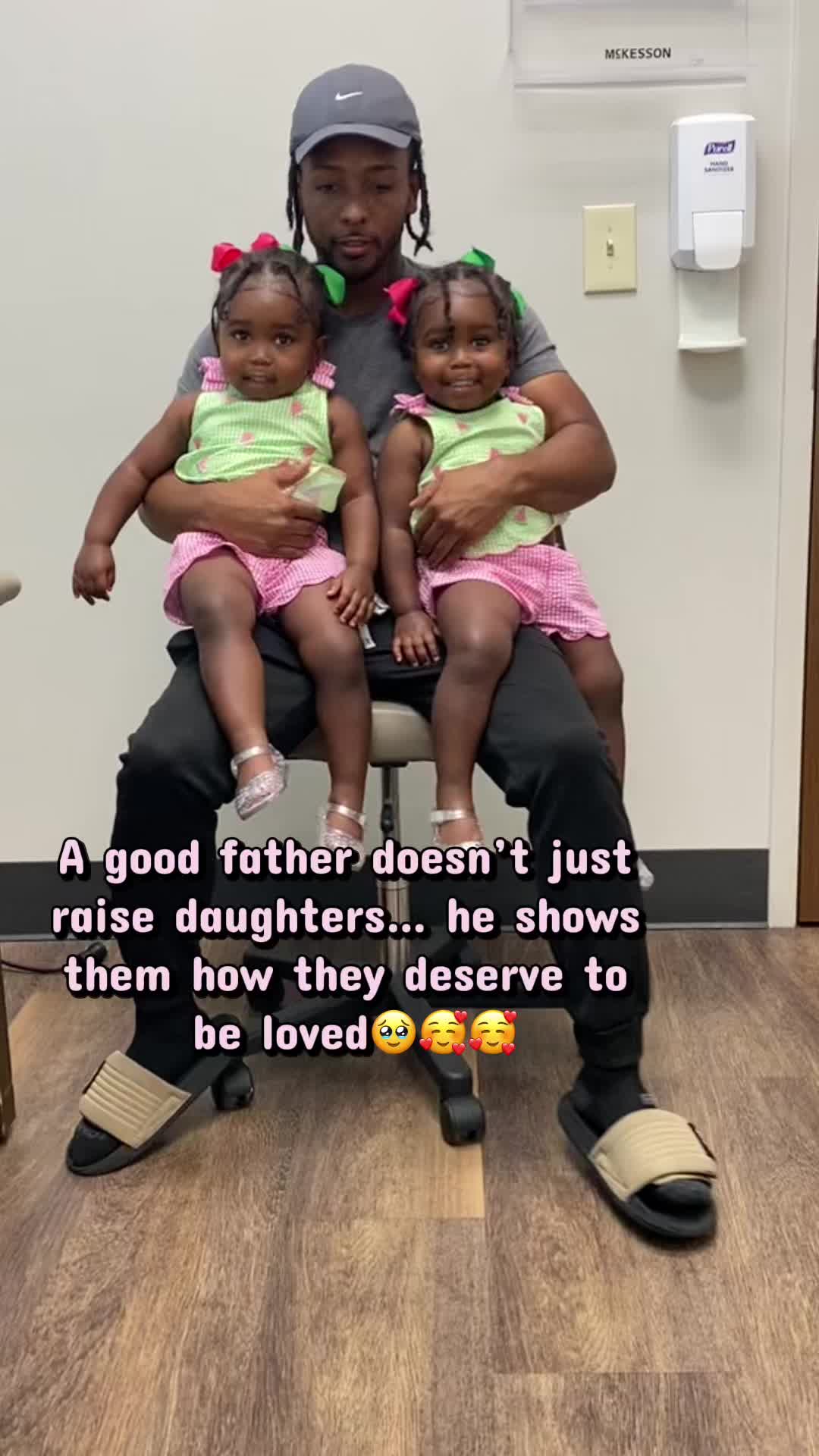@twintasticpartyofsix