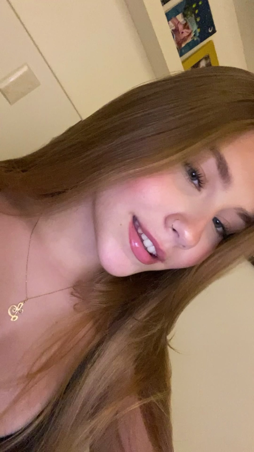 @Larapmendonca_