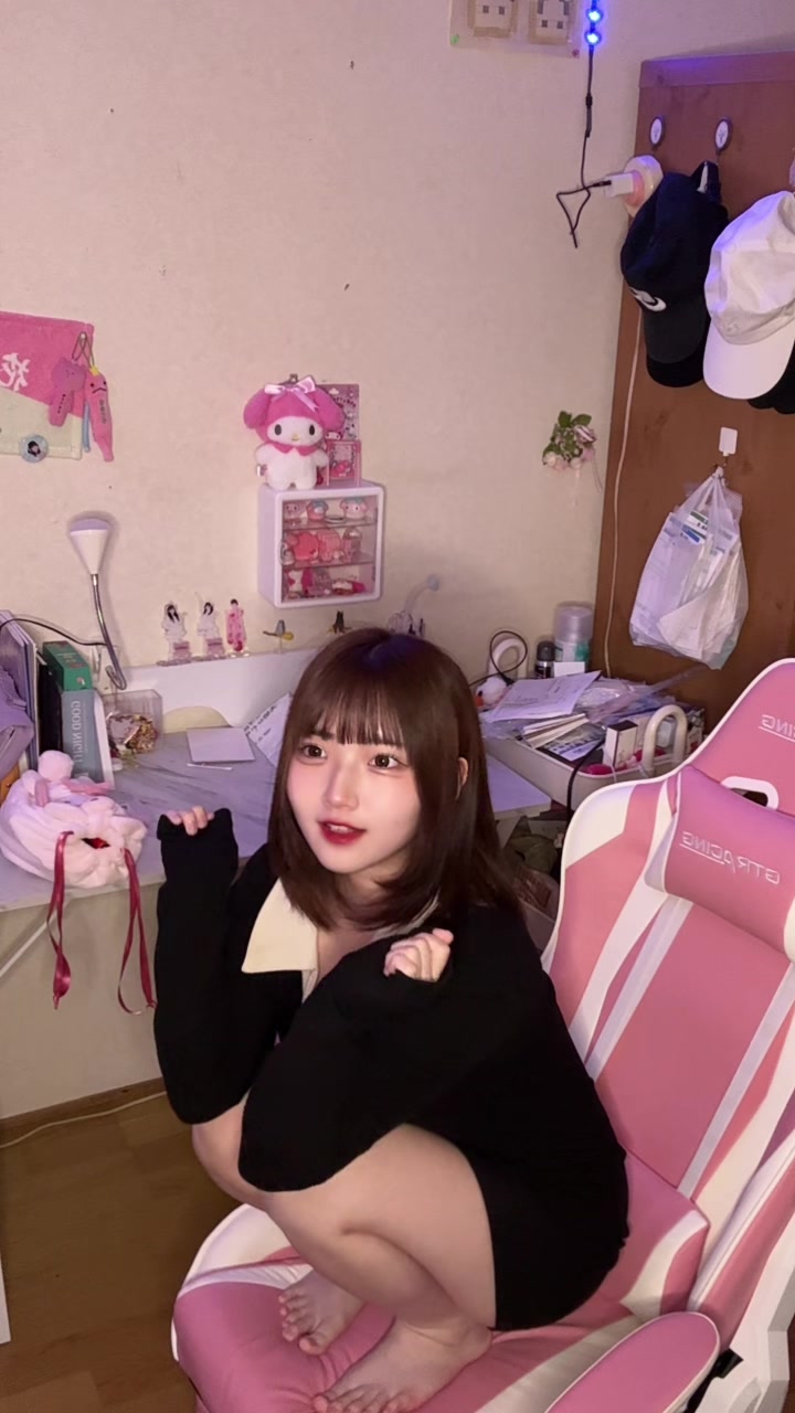 @羽月かほ