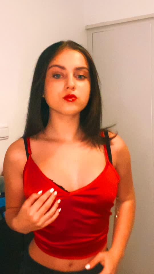 @Karina ✨