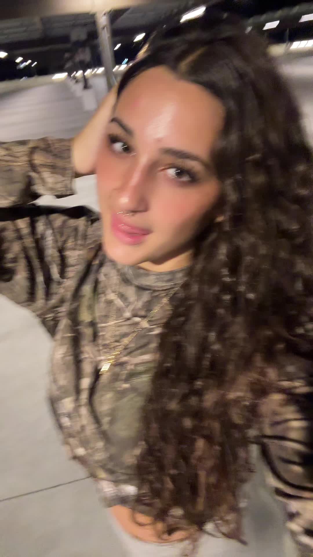 @Isa