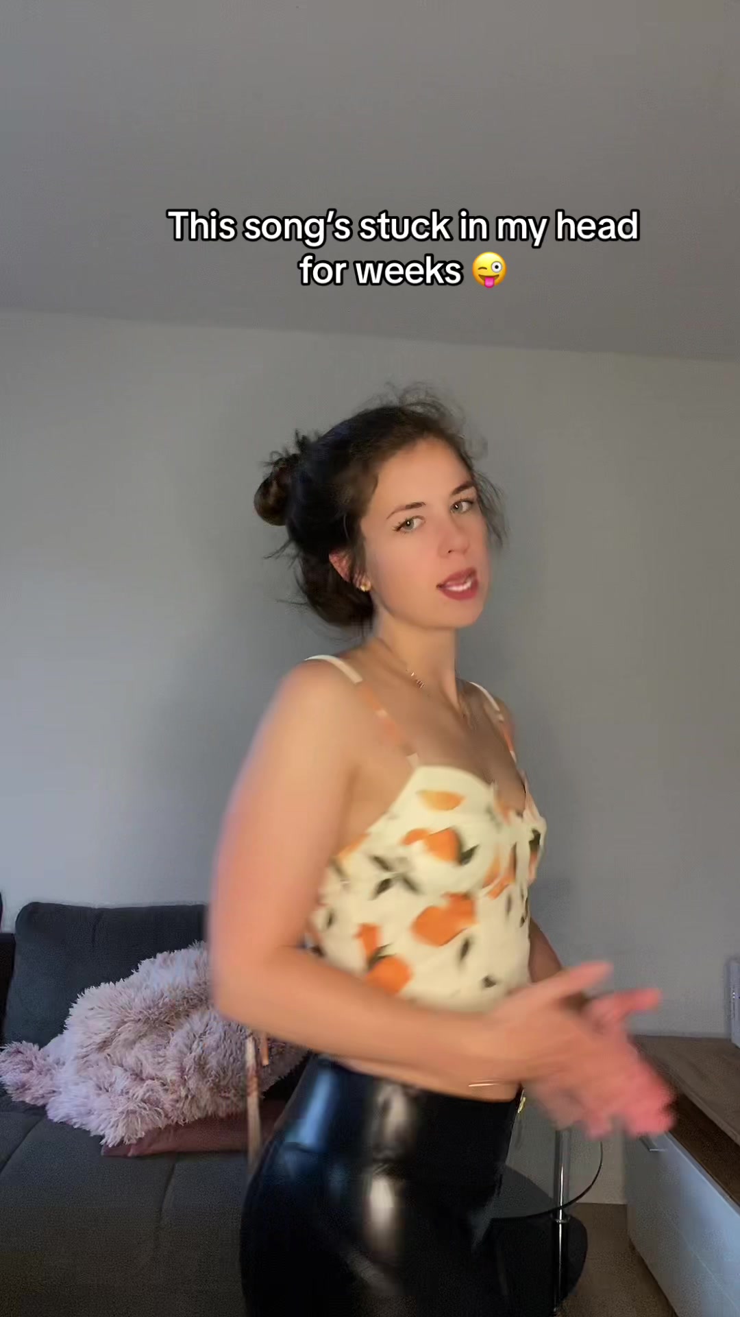 @👑